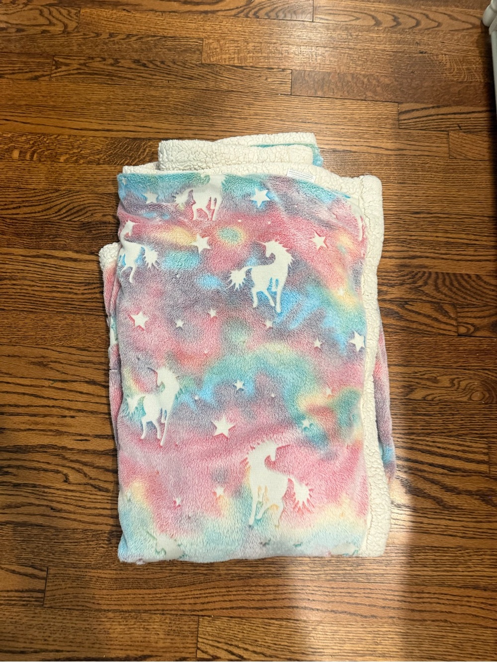 Unicorn Print glow in the dark Sherpa Throw Blanket - Pastel Rainbow